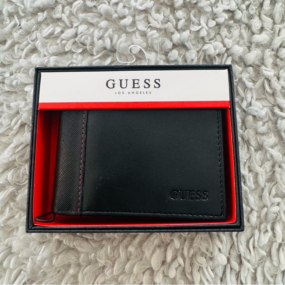 Guess Black bifold men’s wallet. New